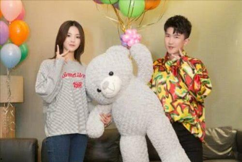 娱乐圈吃瓜文具